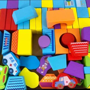 Bloques  100 piezas figuras geométricas de colores