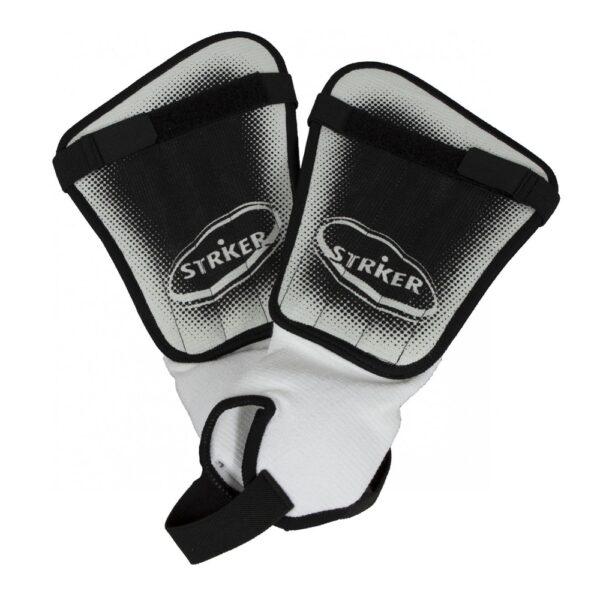Canillera con tobillera STRIKER